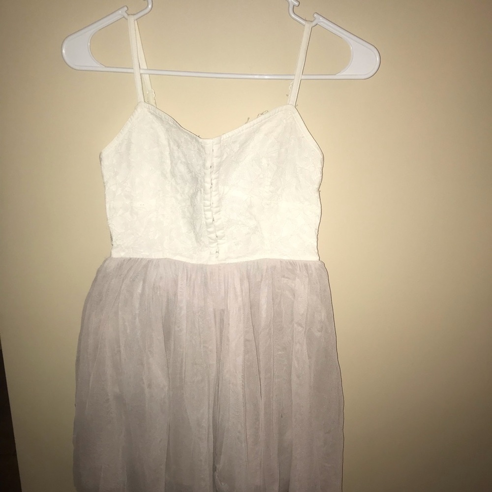 Dress - Picture 2 of 6